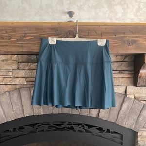 Lululemon A-Line Tennis Skirt - SIZE 8